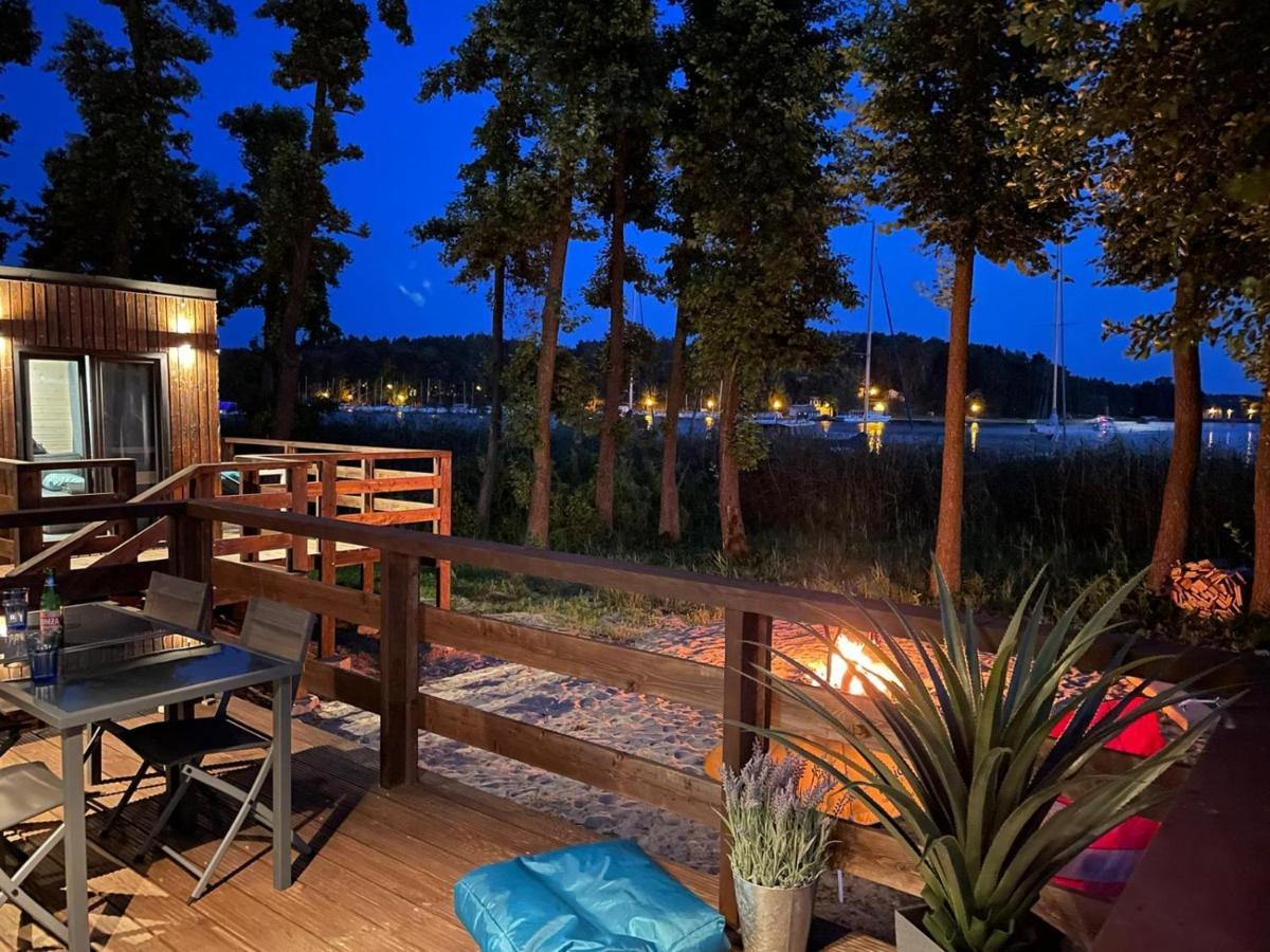 Xoxo Lake House Гижицко Екстериор снимка