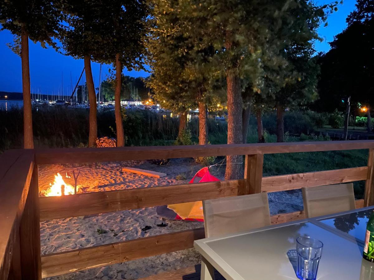 Xoxo Lake House Гижицко Екстериор снимка