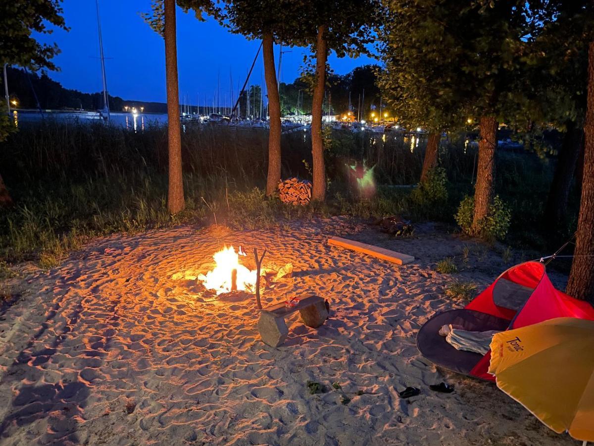 Xoxo Lake House Гижицко Екстериор снимка