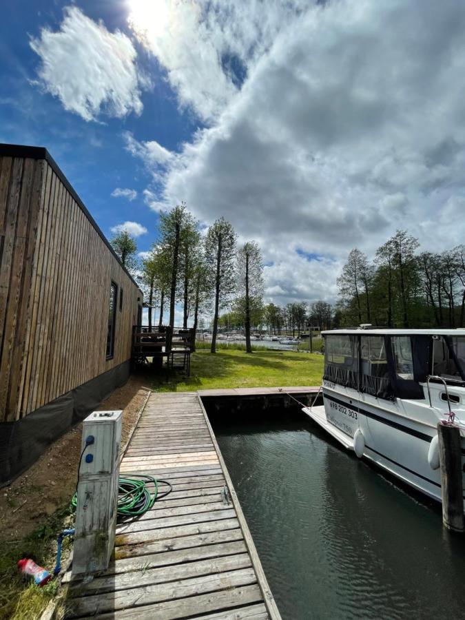 Xoxo Lake House Гижицко Екстериор снимка